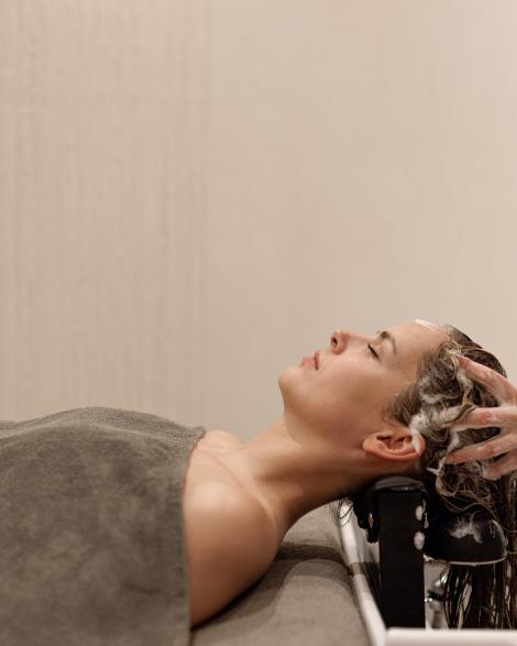 DELUXE HEAD SPA EXPERIENCE