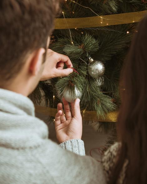 CHRISTMAS LOVE ESCAPE