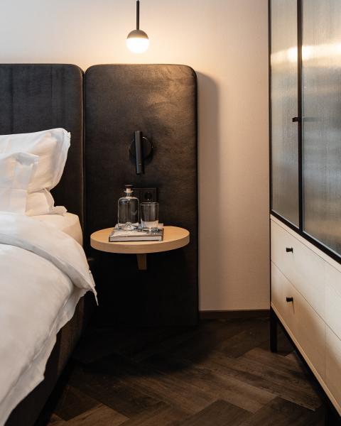 Schwarzer Adler Special Offer  -25 %