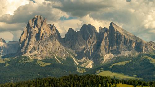 Mission Dolomite Peaks