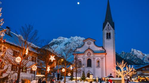 Christmas at the Almhof Call 