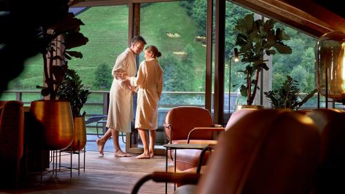 Midweek SPA Special 
