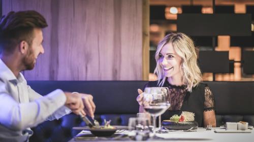 7 = 6 Stay 7 nights - pay 6 nights