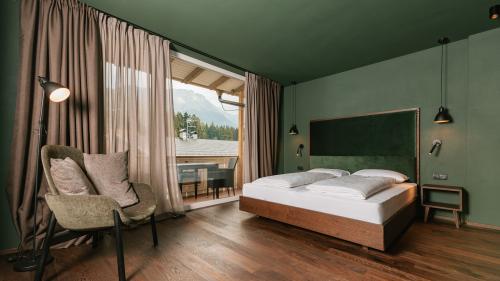 Gemütliches Zimmer mit Blick und Terrasse im Parc Hotel Florian