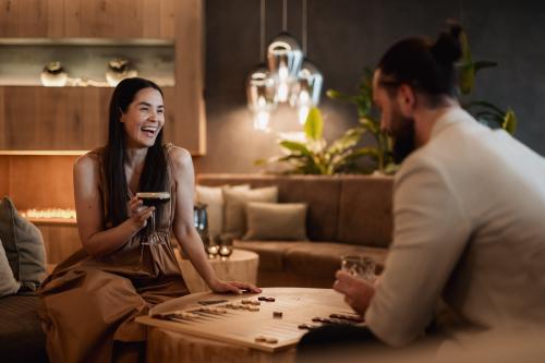 Settimane dell'amicizia (10=9, 16=14)