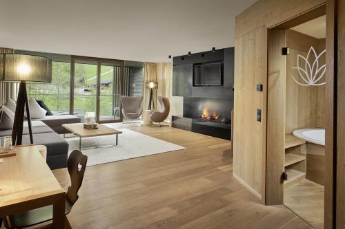 Spa Suite "Four Senses"