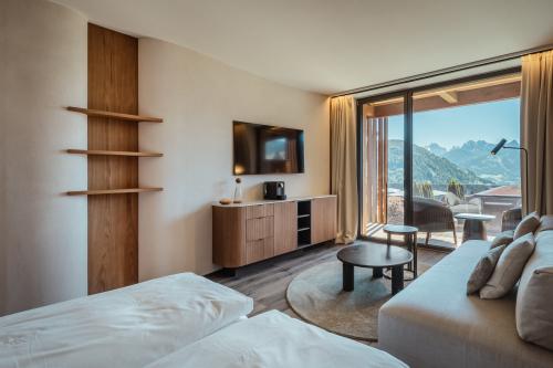 Family Sun Suite