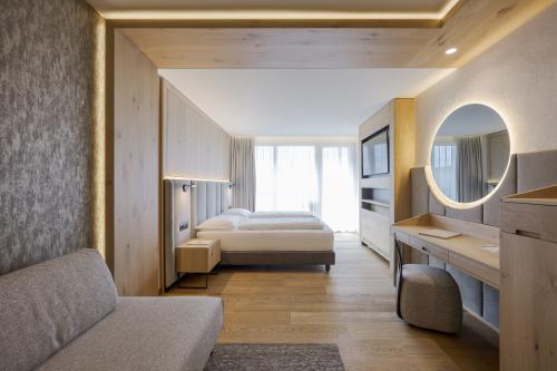 Sunshine double room