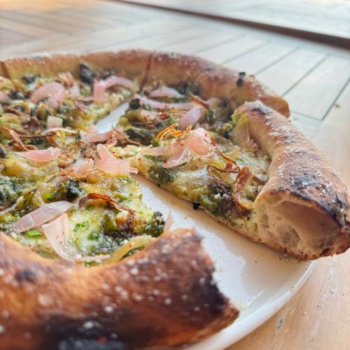 Von Pizza bis Wein: Herbstgenuss am Lago Maggiore