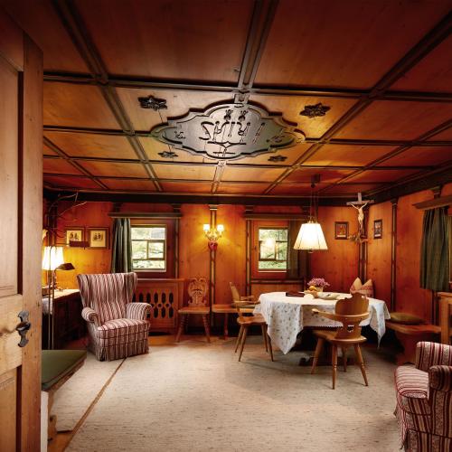 Chalet Säge
