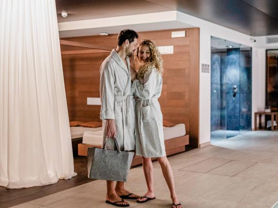 LET’S RUN AWAY TOGETHER 