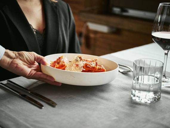 4 notti. Una cena in più.