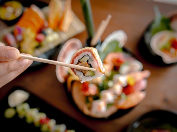 Day Spa incl. breakfast buffet, full-body massage (60 min.), and sushi menu in the evening