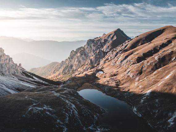 Golden October Weeks 7=6