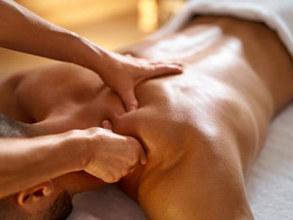 Massage im Hotel Reppert zur Entspannung des Rückens