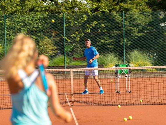 TENNIS WEEK