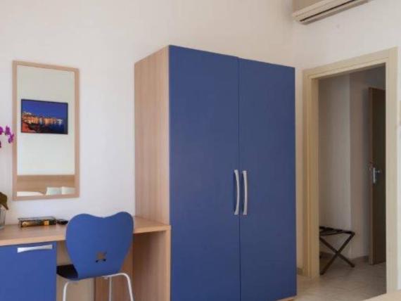 Camera tripla standard