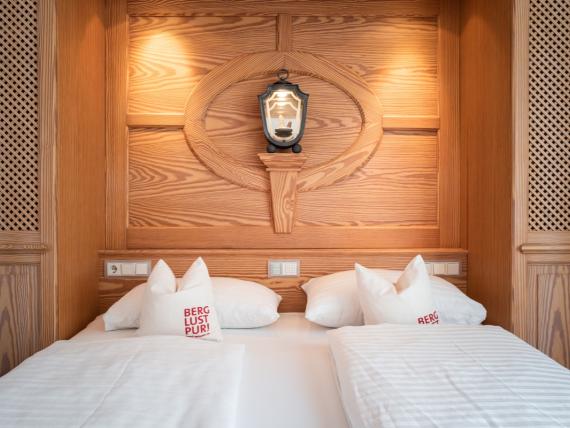 Double room for single use