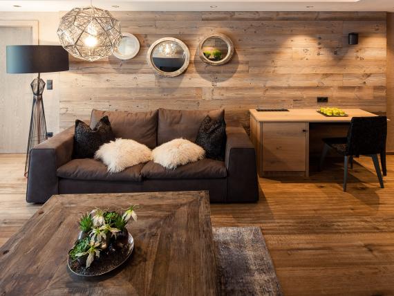 Mountain-Chalet