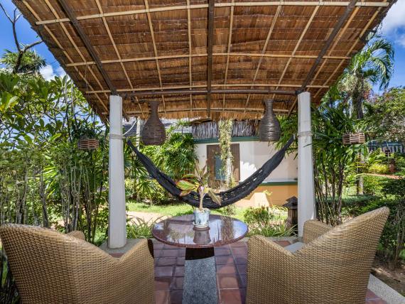 Royal Jacuzzi Villa Garden