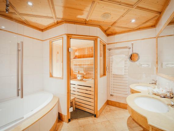 Deluxe Suite Zuckerhütl