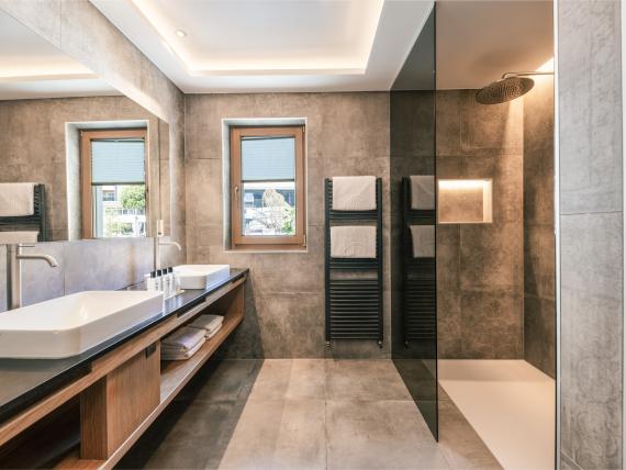 Top-Suite