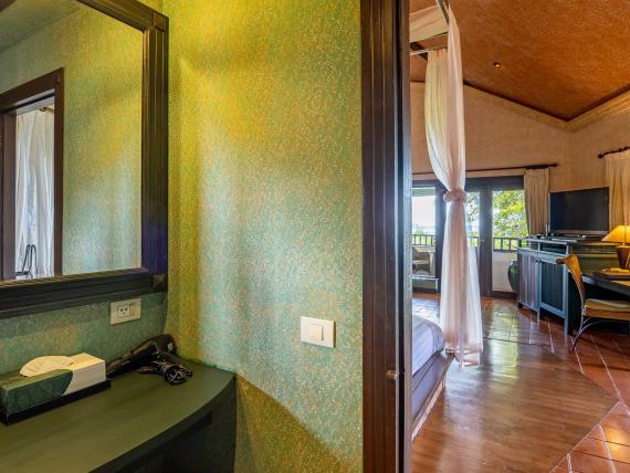 Royal Jacuzzi Villa Balcony