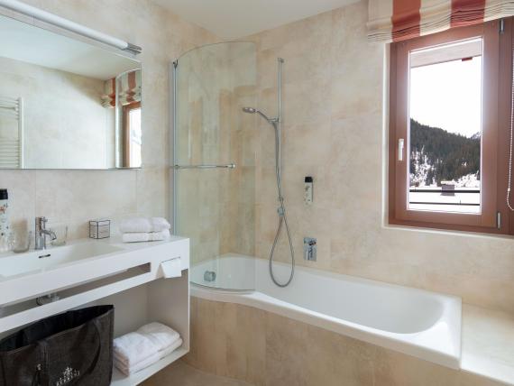 Suite mit Bergblick (neu renoviert)