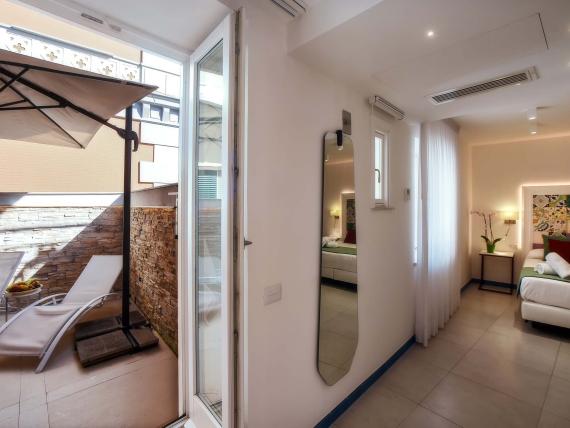 Junior Suite Boutique con Jacuzzi in terrazza privata