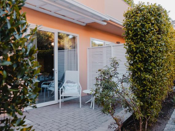 Elegance Room / Elegance Bay Room