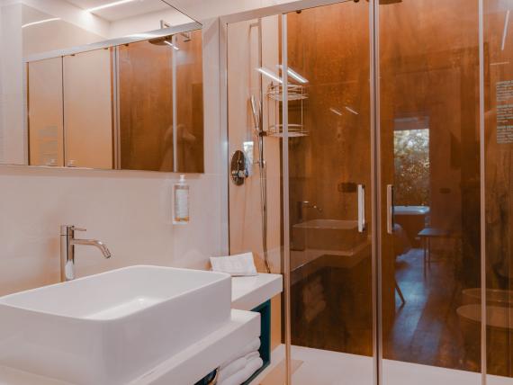 Prestige Room / Azure Prestige Room