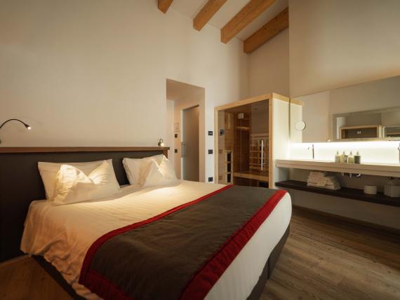 SPA RETREAT ROOM