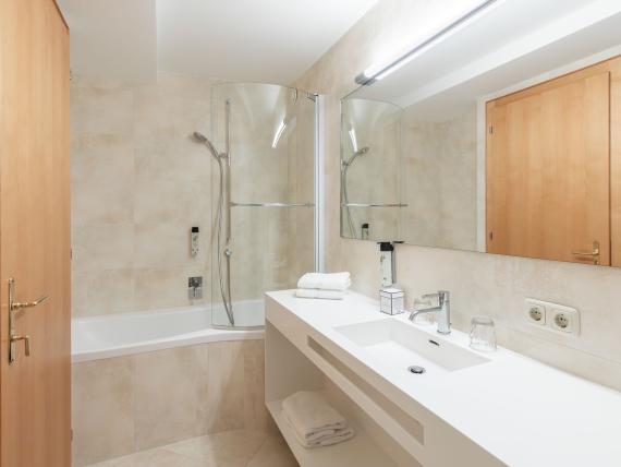 Doppelzimmer Bergblick