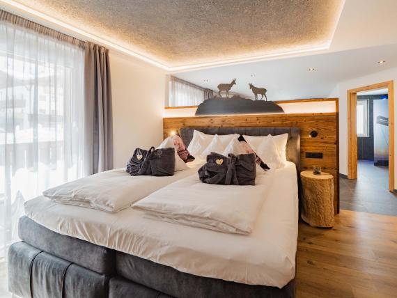 Romantic Spa Suite