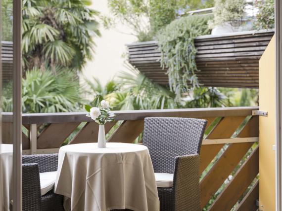 Romance - double room