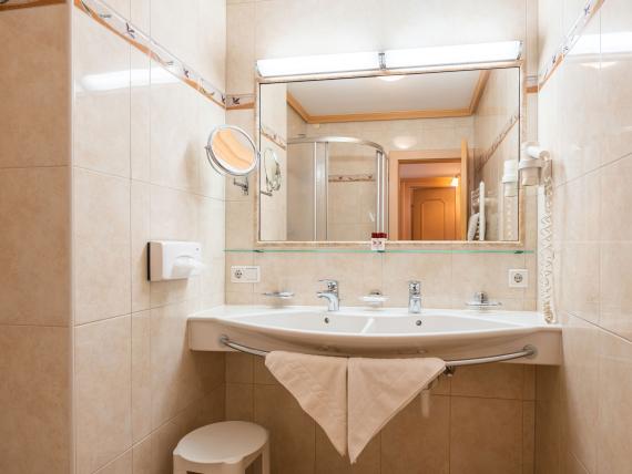 Doppelzimmer Ahorn