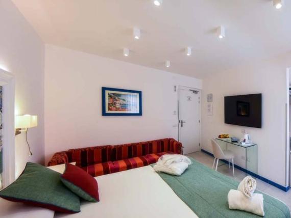 Junior Suite Boutique con Jacuzzi in terrazza privata