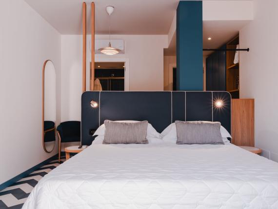 Heaven Room / Blue Heaven Room