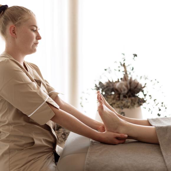 AYURVEDA PADABHYANGA