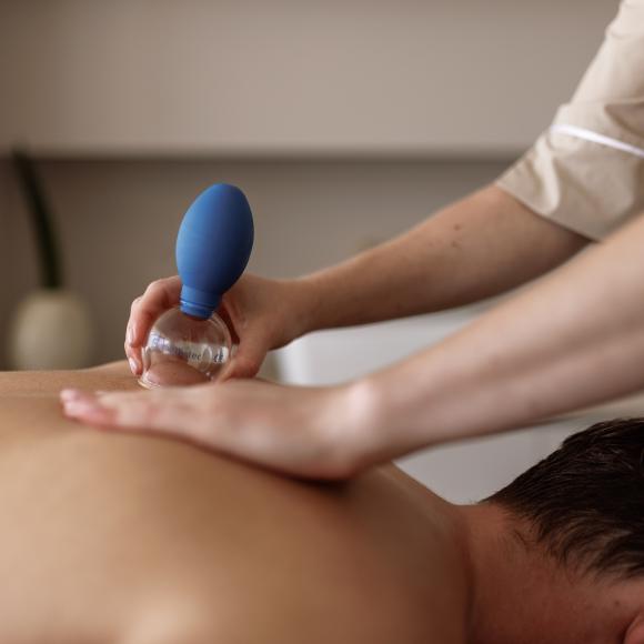 Q-TOUCH – INTENSIVE RÜCKENMASSAGE