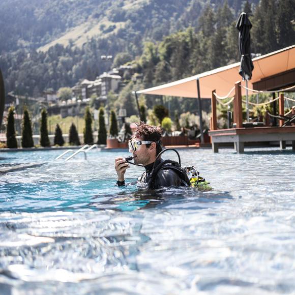PADI JUNIOR SCUBA DIVER