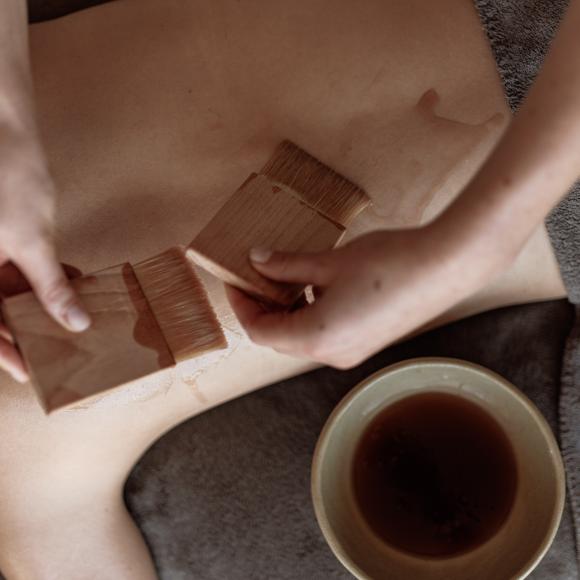 BODYPEELING & WEINMASSAGE
