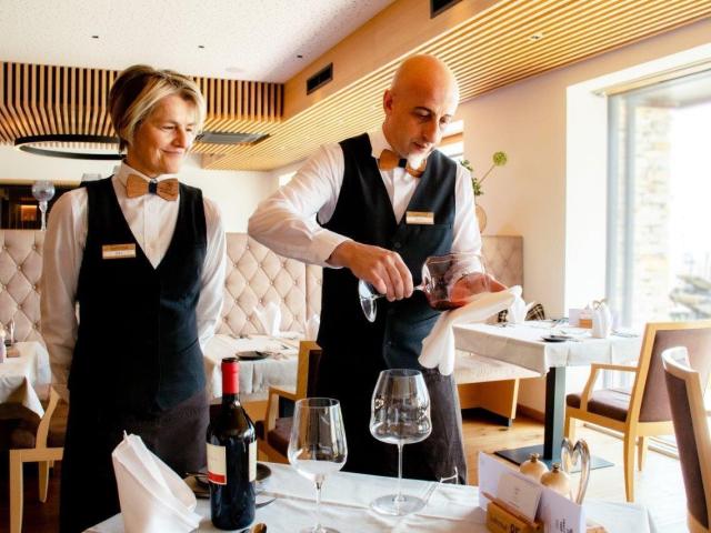 Stellvertretende/r Oberkellner/in (m/w/d)