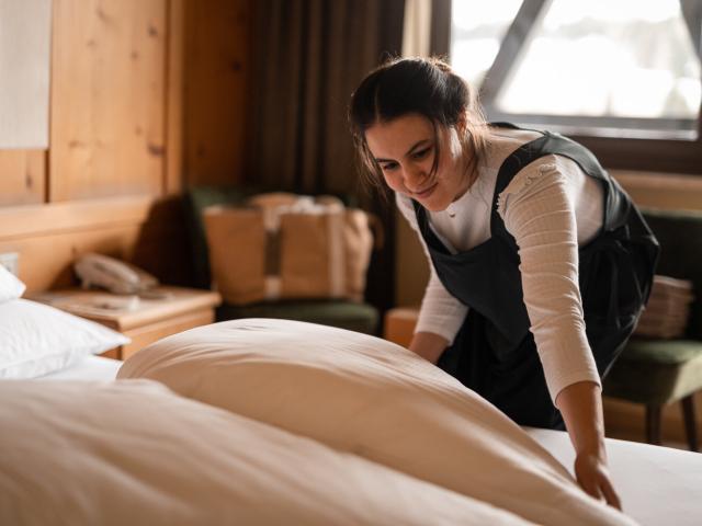 Zimmermädchen ab Mai (w/m/d)