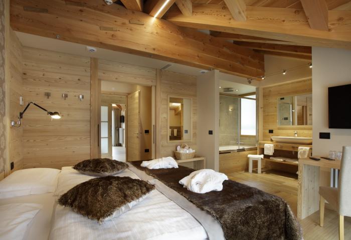 PRESIDENT SUITE