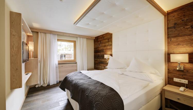 Top-Suite