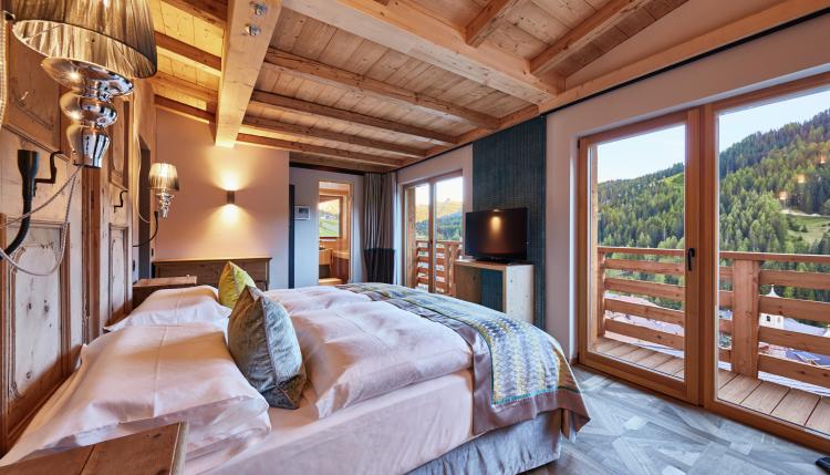 Dolomites Mountain Spa Suite