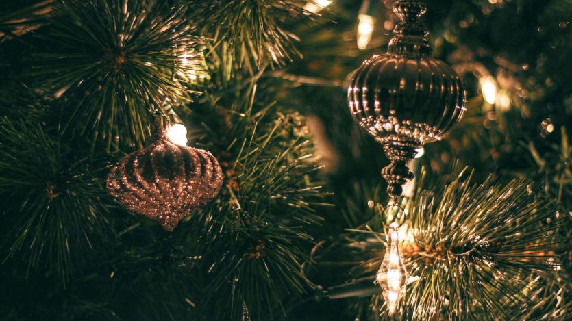 CHRISTMAS MAGIC IN THE MOUNTAINS