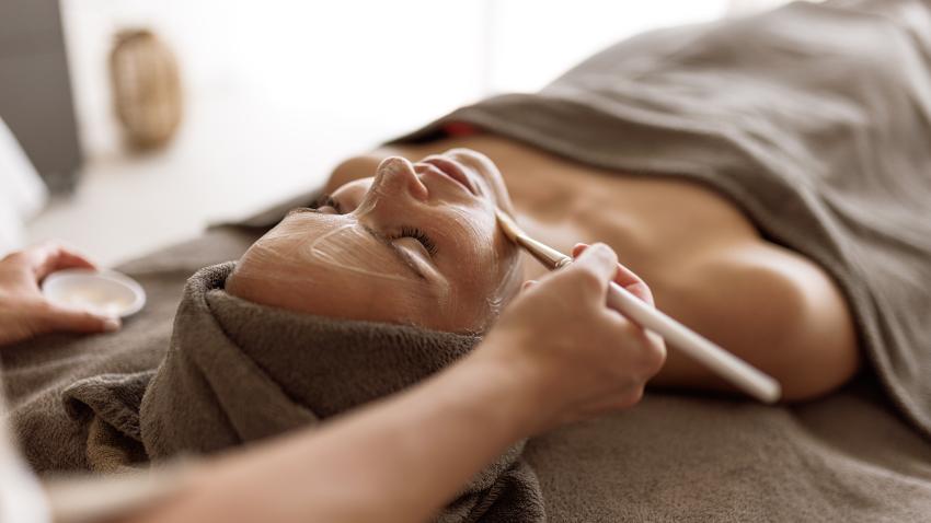 FACIAL Q – LIGHT