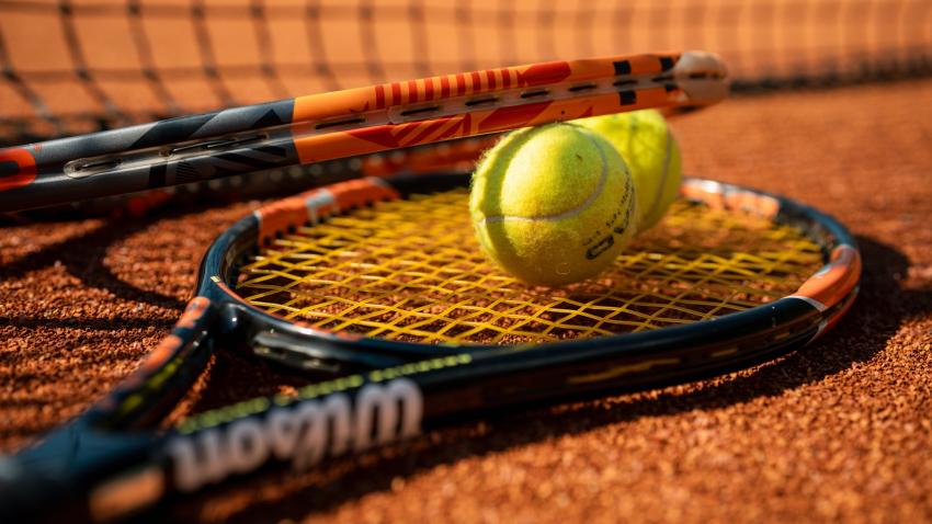 CHILD TENNIS COURSE (UP TO 12 YEARS)